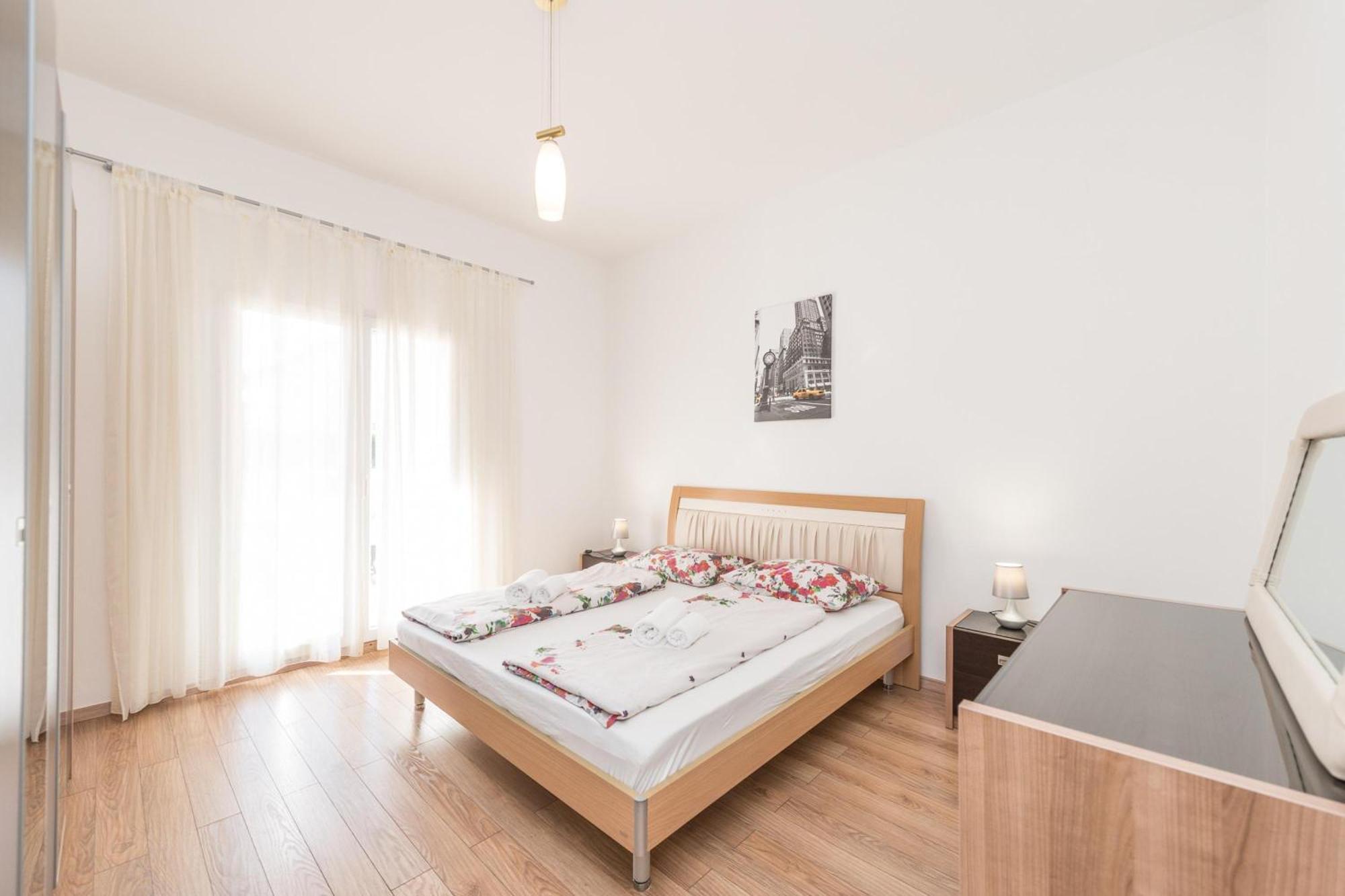 Family Friendly Pool House Ana - Happy Rentals Bibinje Exteriér fotografie