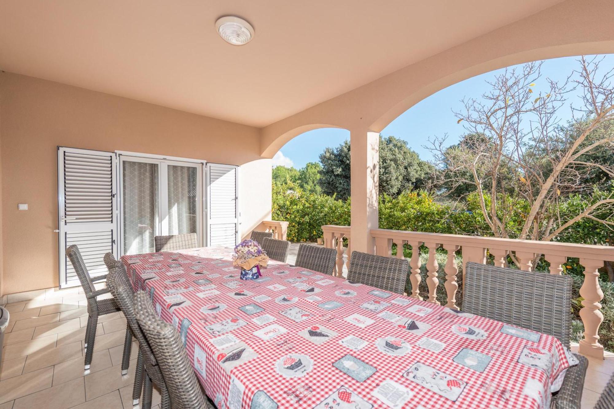 Family Friendly Pool House Ana - Happy Rentals Bibinje Exteriér fotografie